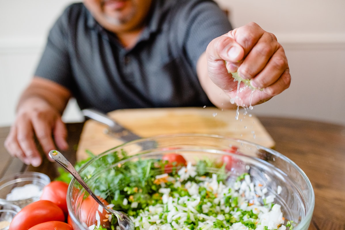 Men understanding nutrition benefits